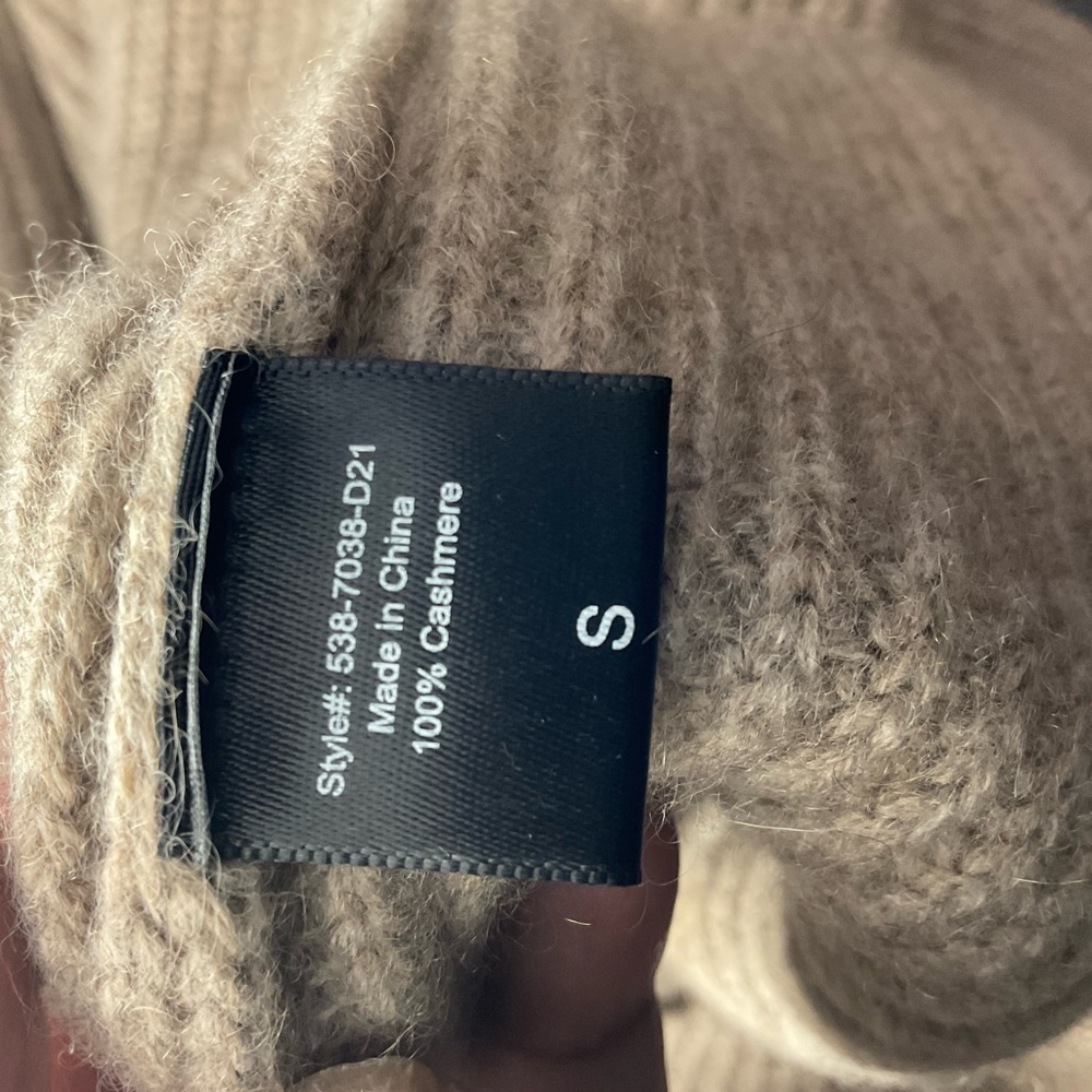 Jenni Kayne Cashmere Turtleneck Sweater - Picture 5 of 7